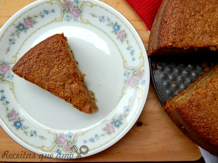 Bolo de banana integral