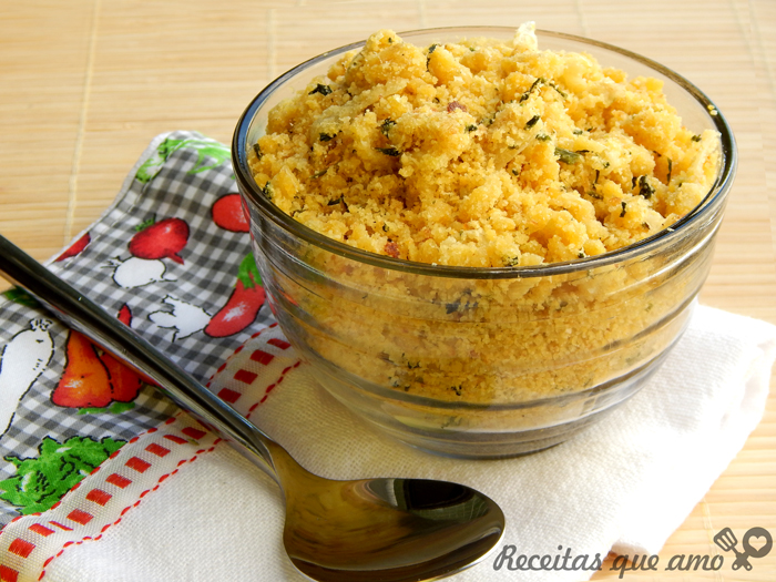 Receita de farofa de ovos