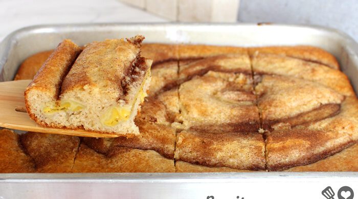 Bolo de canela com banana