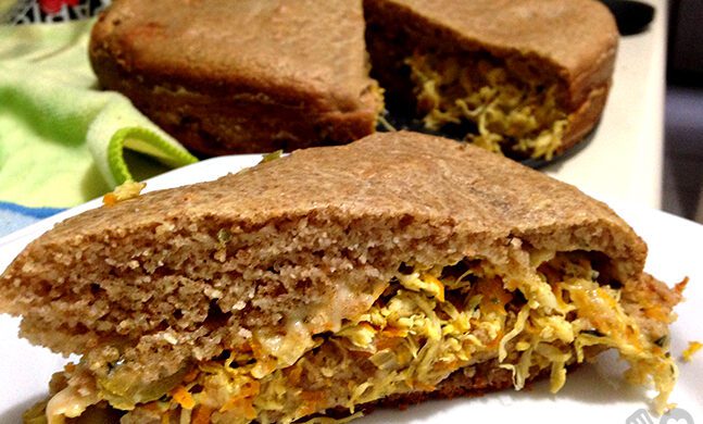 Torta integral com recheio de frango