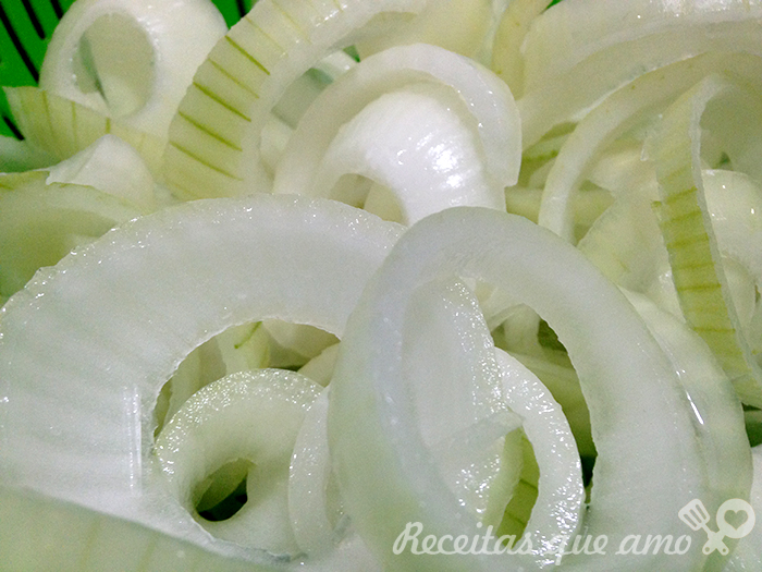 Onion rings (Cebola empanada)