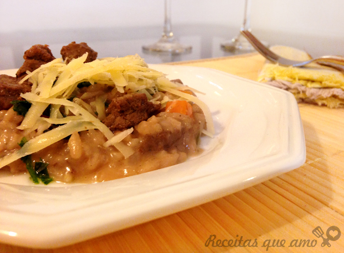 Risoto de carne com cenoura