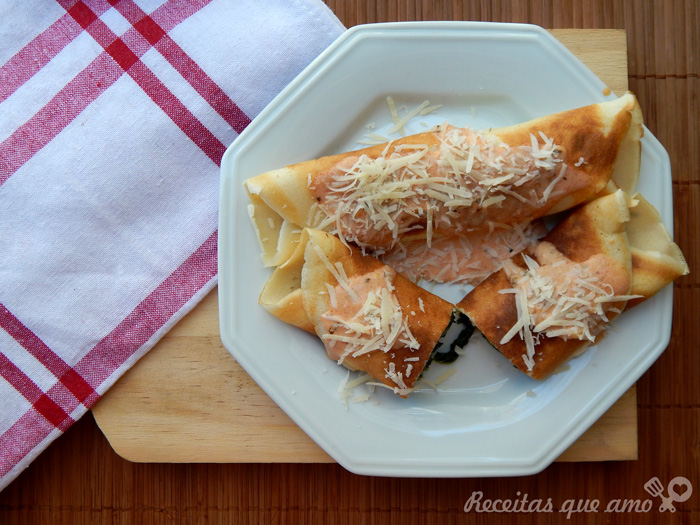 Panqueca de espinafre com queijo