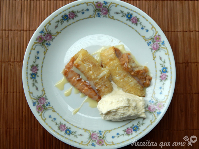 Banana com paçoquita cremosa