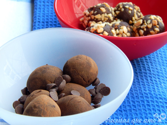 brigadeiro de chocolate com leite em pó brigadeiro de chocolate com leite em pó
