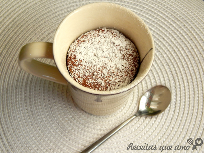 Bolo de caneca de Nutella
