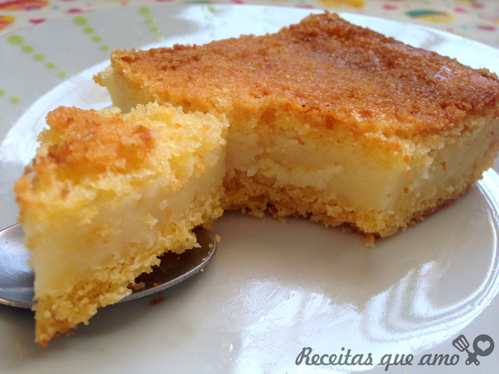 Bolo de fubá cremoso