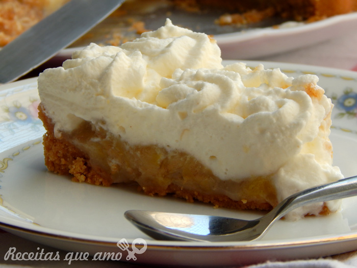 Torta de banana caramelada
