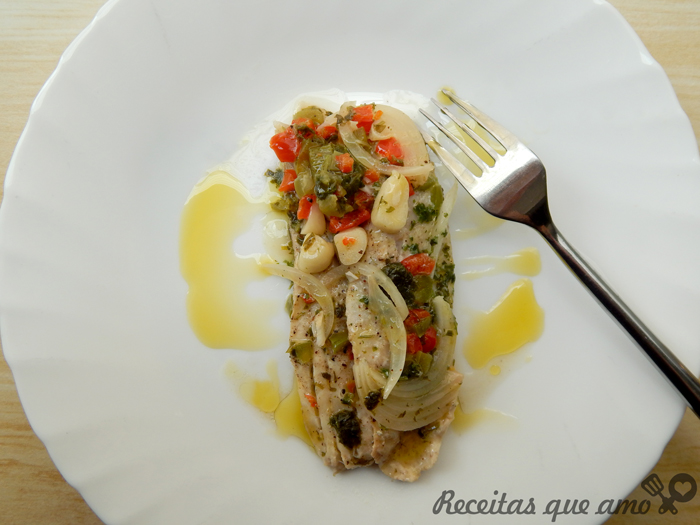 Filé de peixe no papelote