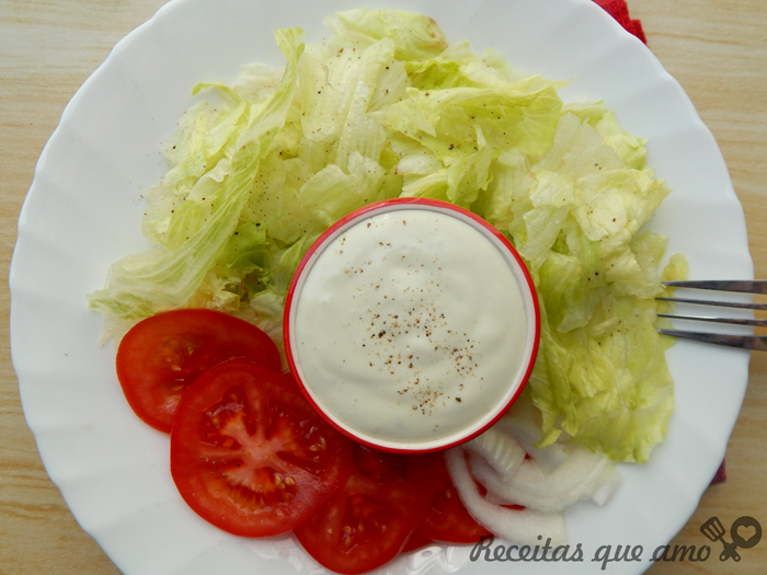 Molho de queijo para salada