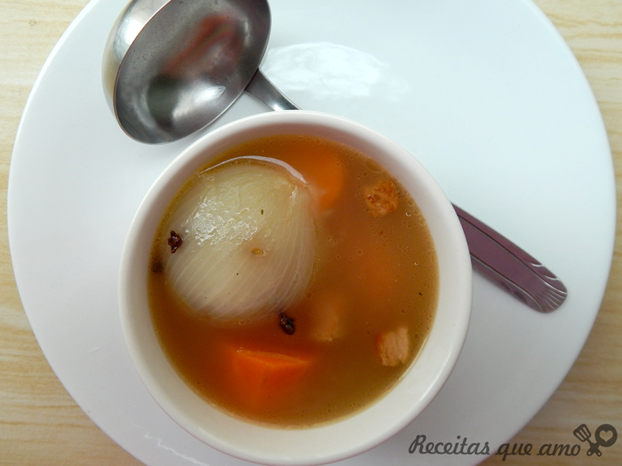 Caldo de bacon caseiro