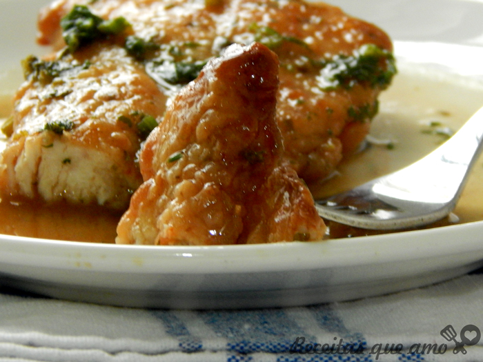 Frango ao molho de limão Frango ao molho de limão