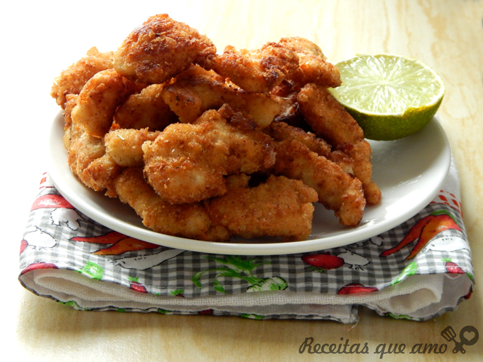Estas iscas de frango são ótimas para acompanhar aquela geladinha do fim de semana, mas para comer no dia a dia também fica ótimo e as crianças adoram pegar