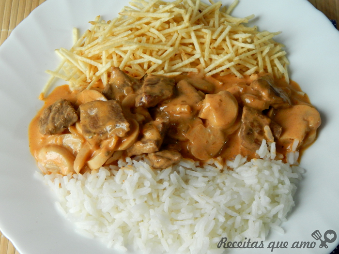 Receita de Estrogonofe de carne