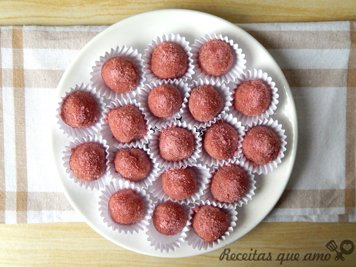 Docinho de morango Docinho de morango
