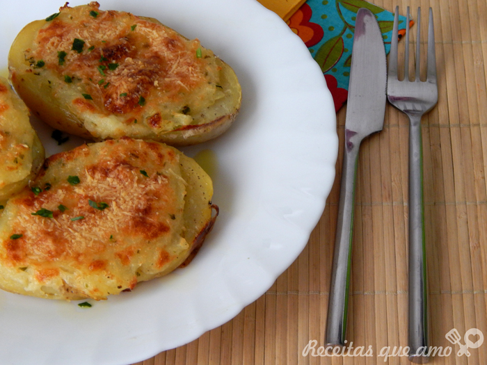 Batata recheada gratinada