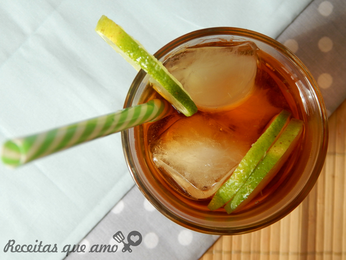 Chá mate gelado com limão