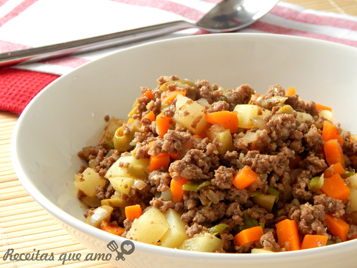 Picadinho de carne moída