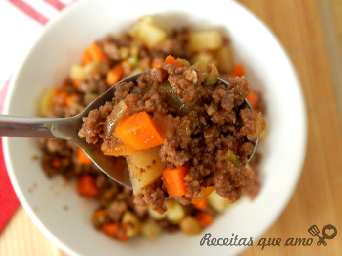 Picadinho de carne moída