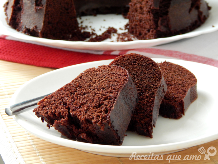 Bolo de chocolate de microondas