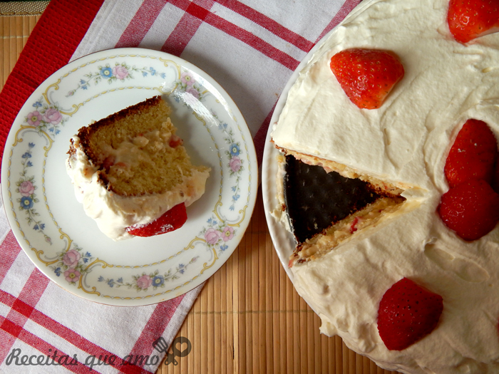 Bolo de morango