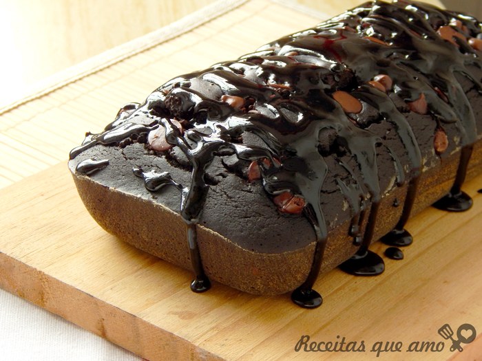 Bolo de alfarroba sem glúten