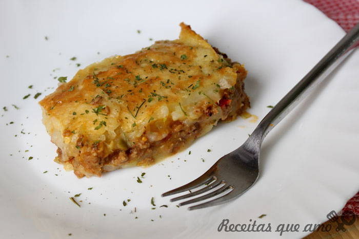 Escondidinho de carne
