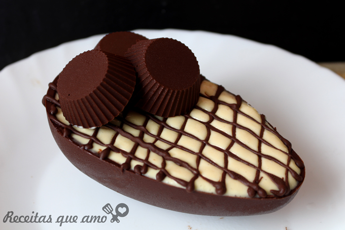 Ovo de colher com mousse de maracujá