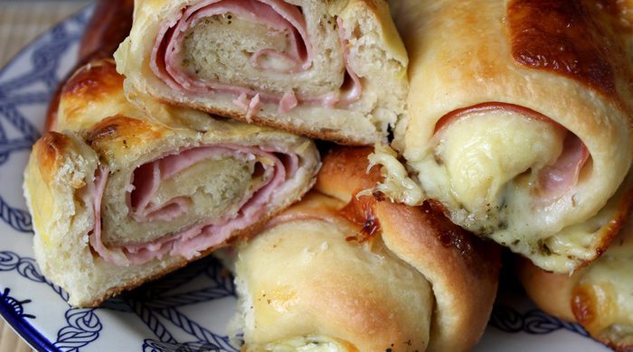 Enroladinho de presunto e queijo