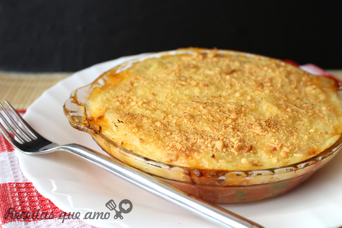 Escondidinho de calabresa