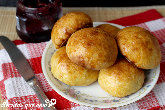 Pão de cenoura caseiro