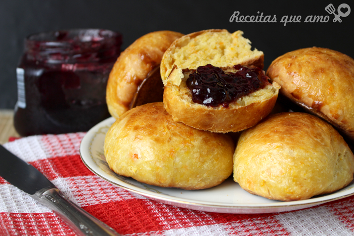 Pão de cenoura caseiro