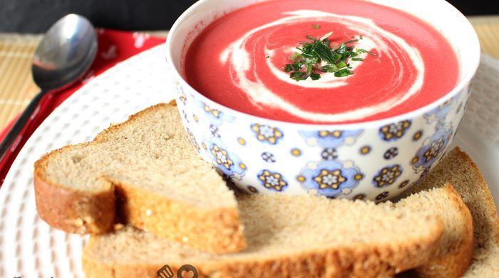 Sopa cremosa de beterraba