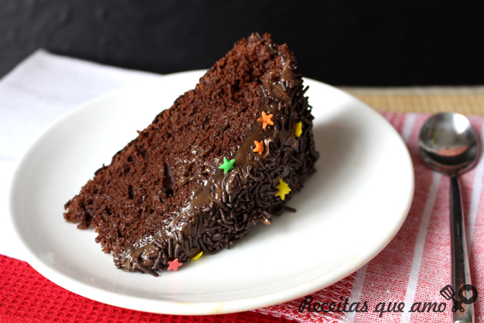 Bolo brigadeiro de liquidificador