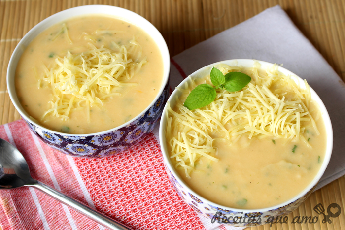 Sopa cremosa de palmito