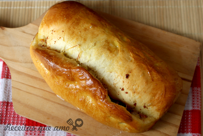 Pão de calabresa caseiro