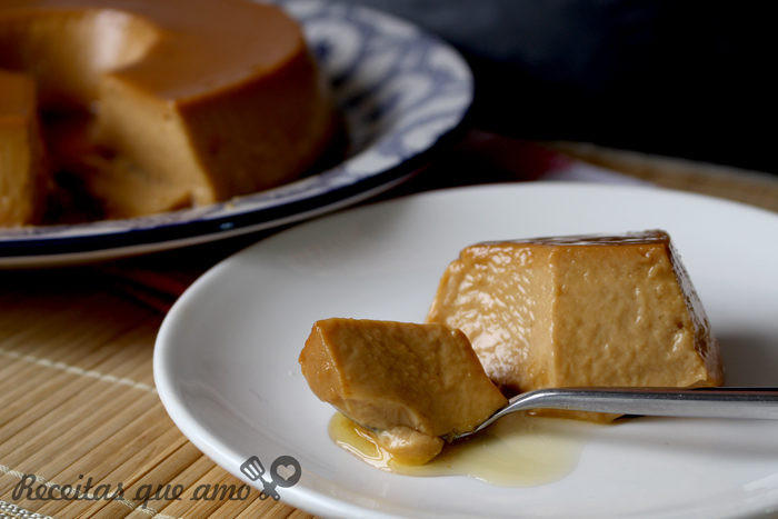 Pudim de doce de leite
