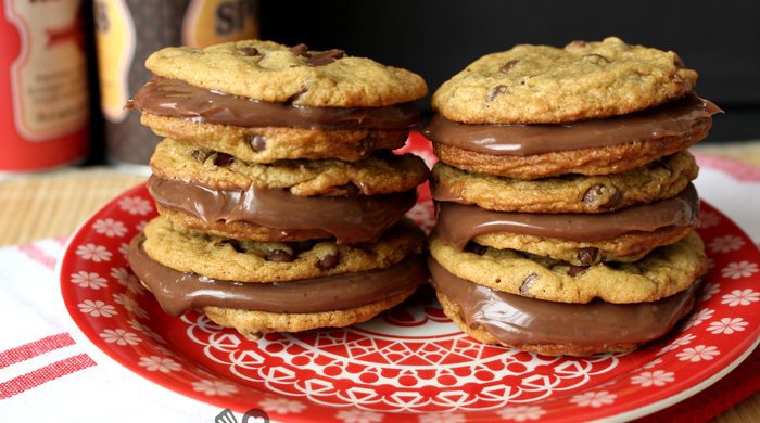 Cookie recheado com brigadeiro