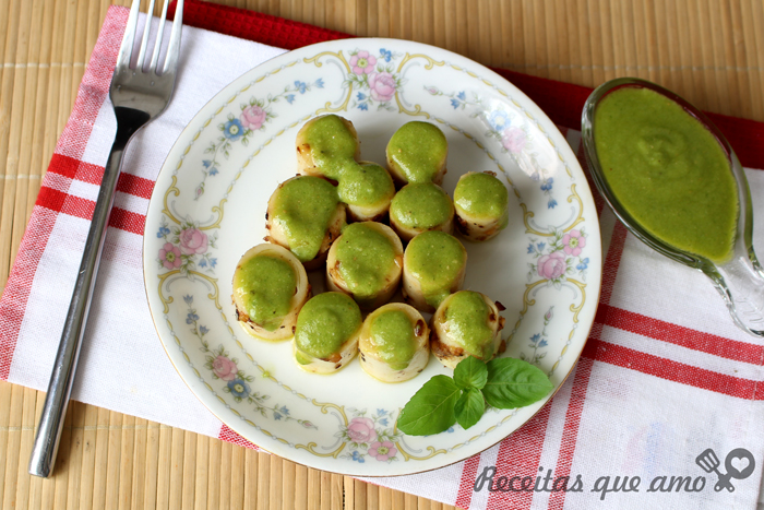 Palmito com molho pesto