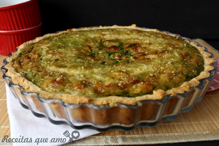 Quiche de espinafre com queijo