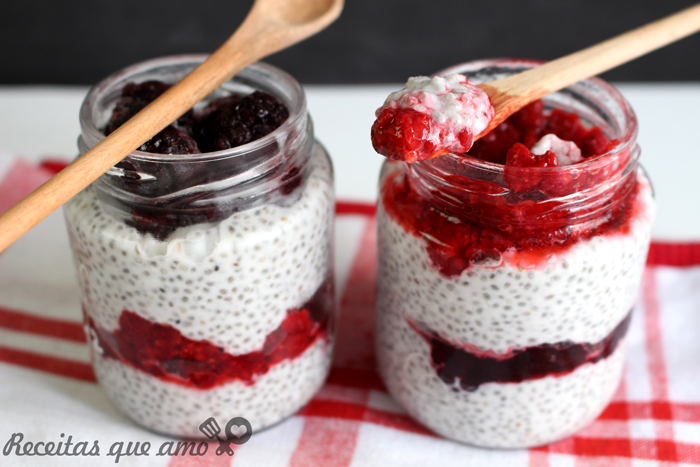 Pudim de chia - Chia pudding Pudim de chia - Chia pudding