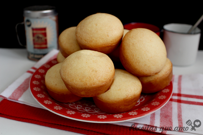 Pão de queijo de liquidificador Pão de queijo de liquidificador