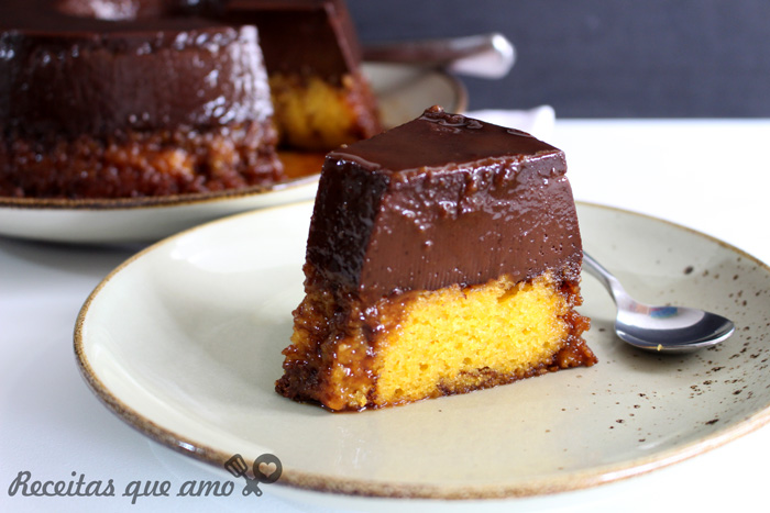 Bolo de cenoura com pudim de chocolate Bolo de cenoura com pudim de chocolate