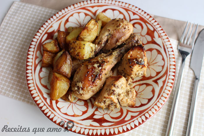 Frango assado com mostarda e mel