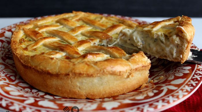Torta cremosa de cebola