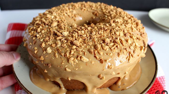 Bolo de amendoim