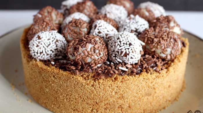 Torta 2 brigadeiros