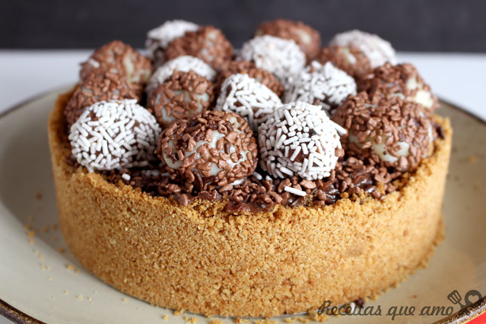 Torta 2 brigadeiros
