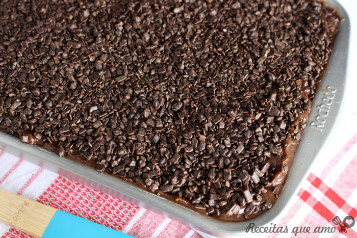 Bolo gelado de brigadeiro