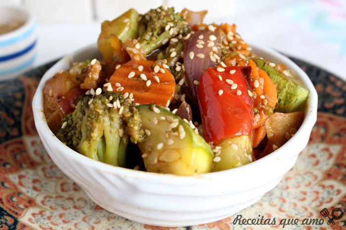 Legumes ao molho barbecue